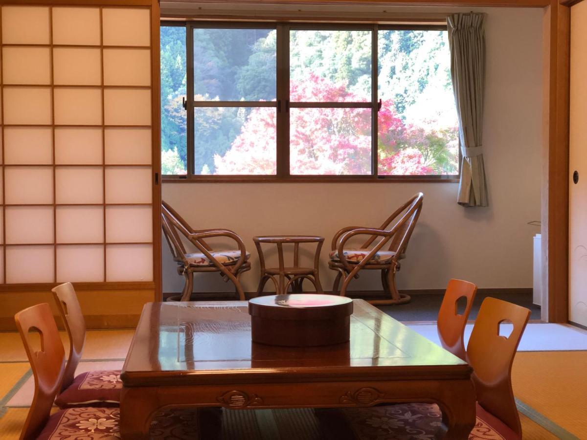 Hotel Kazuraya Mijoši Exteriér fotografie